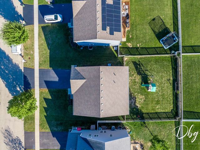 875 Timber Lake Drive, Antioch, IL 60002