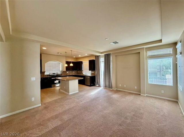 8105 Discovery Point Street, Las Vegas, NV 89139