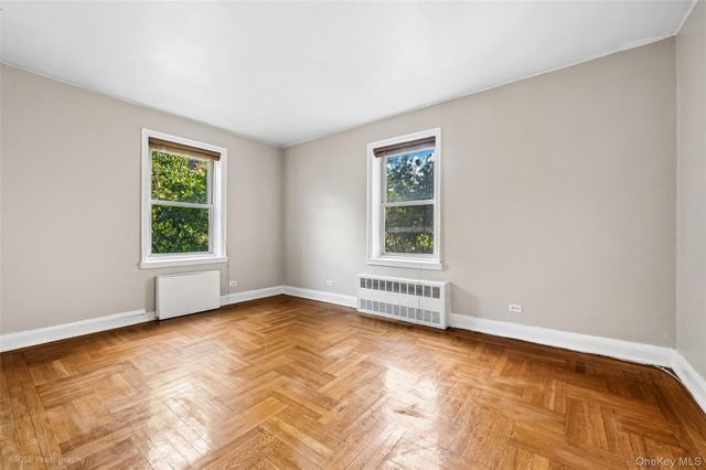 48-42 44th Street 4J, Woodside, NY 11377