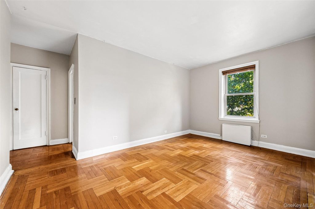 48-42 44th Street 4J, Woodside, NY 11377