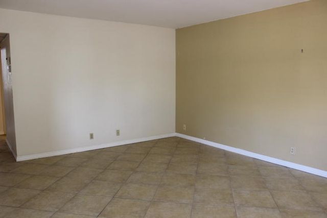 228 E Monaco Way, Delray Beach, FL 33446