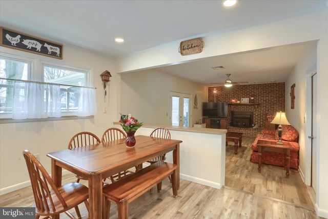 102 FAIRWAY DRIVE, Mechanicsburg, PA 17055