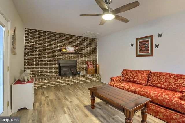 102 FAIRWAY DRIVE, Mechanicsburg, PA 17055