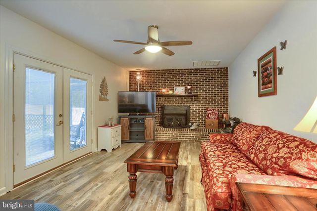 102 FAIRWAY DRIVE, Mechanicsburg, PA 17055