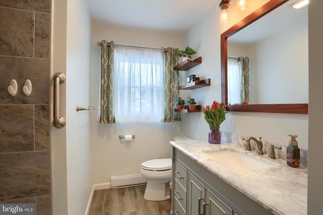 102 FAIRWAY DRIVE, Mechanicsburg, PA 17055