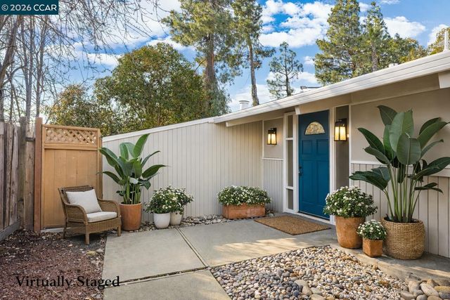 1439 Toyon Dr, Concord, CA 94520