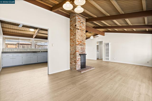 1439 Toyon Dr, Concord, CA 94520