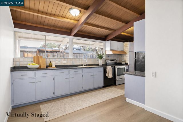 1439 Toyon Dr, Concord, CA 94520