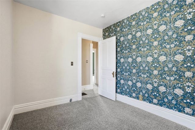 516 Eau Claire Street, City Of But Ne, PA 16001