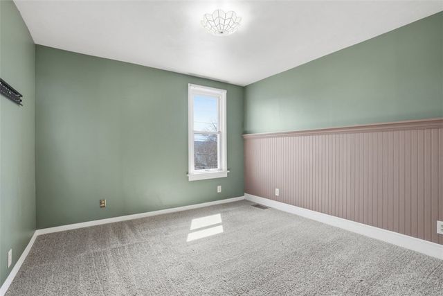 516 Eau Claire Street, City Of But Ne, PA 16001