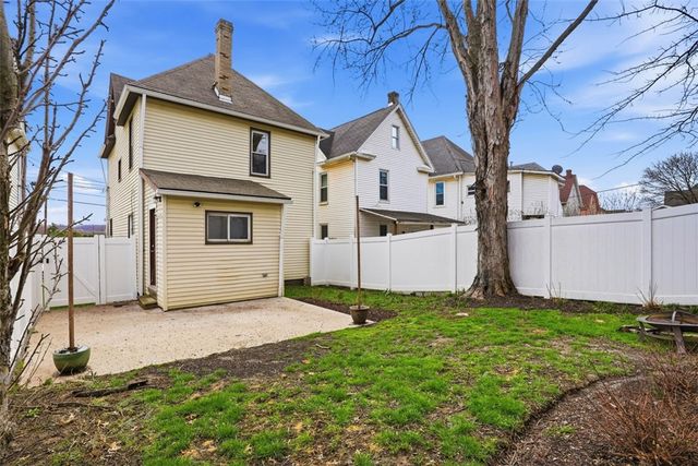 516 Eau Claire Street, City Of But Ne, PA 16001