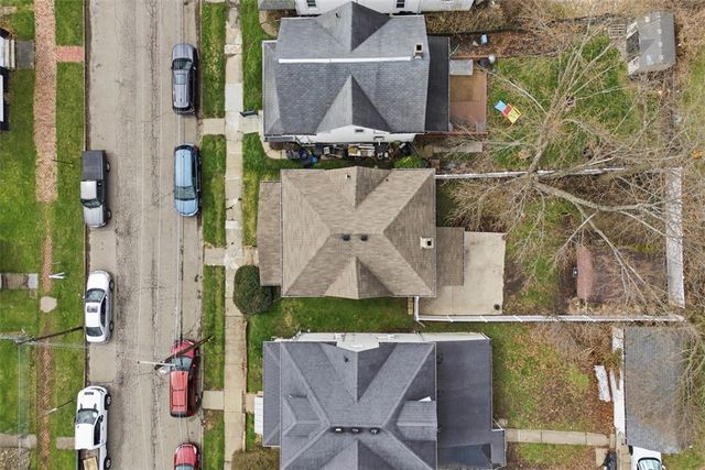 516 Eau Claire Street, City Of But Ne, PA 16001