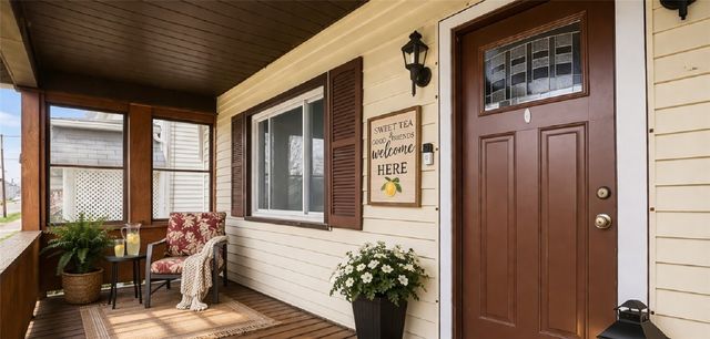 516 Eau Claire Street, City Of But Ne, PA 16001