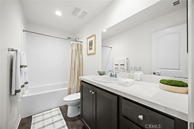 7223 Prelude Way, Fontana, CA 92336