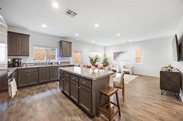 7223 Prelude Way, Fontana, CA 92336