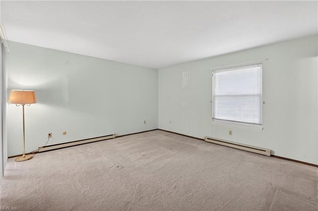 722 Weymouth CT, Virginia Beach, VA 23462