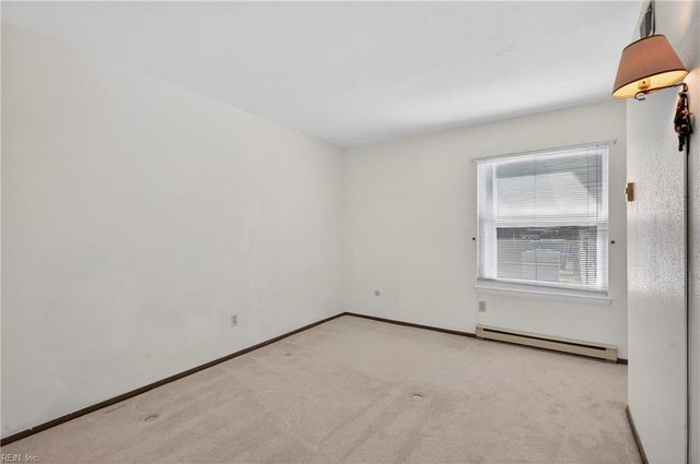 722 Weymouth CT, Virginia Beach, VA 23462