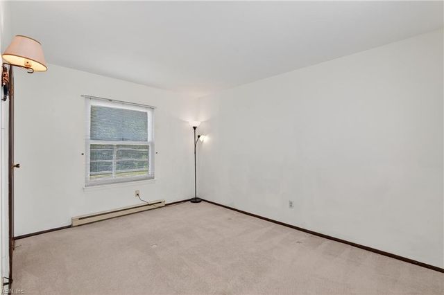 722 Weymouth CT, Virginia Beach, VA 23462