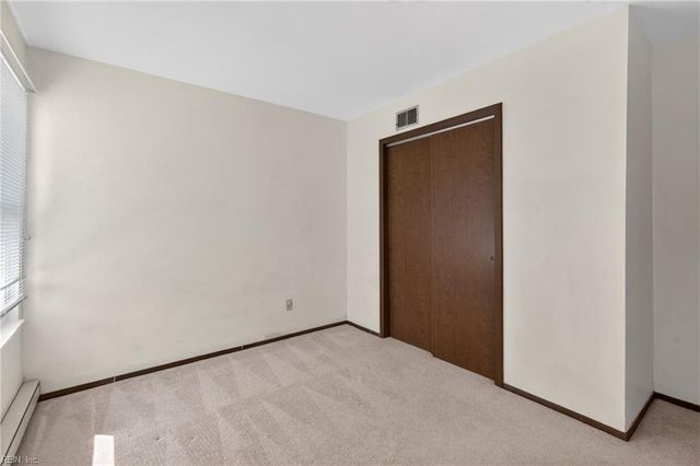 722 Weymouth CT, Virginia Beach, VA 23462