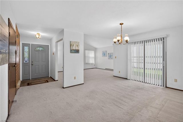 722 Weymouth CT, Virginia Beach, VA 23462