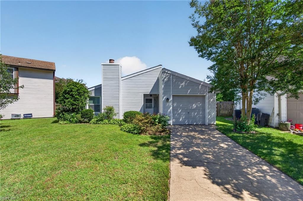 722 Weymouth CT, Virginia Beach, VA 23462