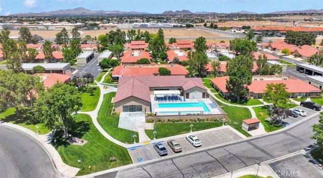 11566 Oak, Apple Valley, CA 92308