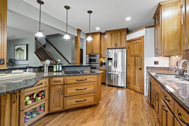 512 138th Avenue NE, Ham Lake, MN 55304