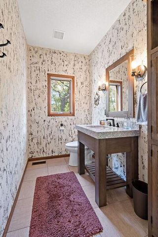 512 138th Avenue NE, Ham Lake, MN 55304