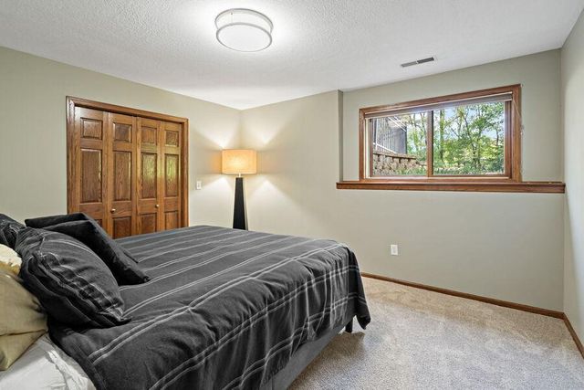 512 138th Avenue NE, Ham Lake, MN 55304