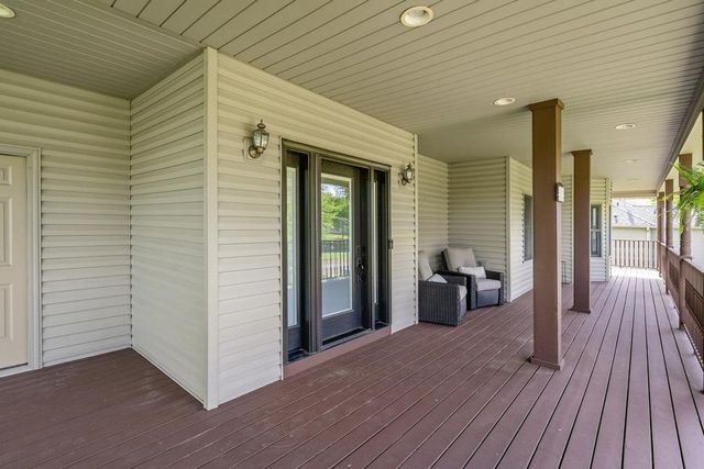512 138th Avenue NE, Ham Lake, MN 55304