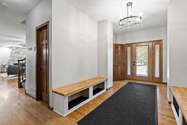 512 138th Avenue NE, Ham Lake, MN 55304