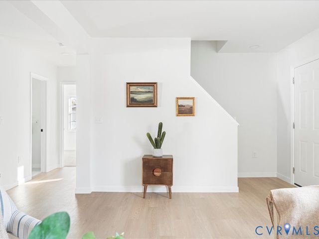 807 Hamilton Ave, Colonial Heights, VA 23834