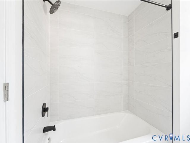 807 Hamilton Ave, Colonial Heights, VA 23834