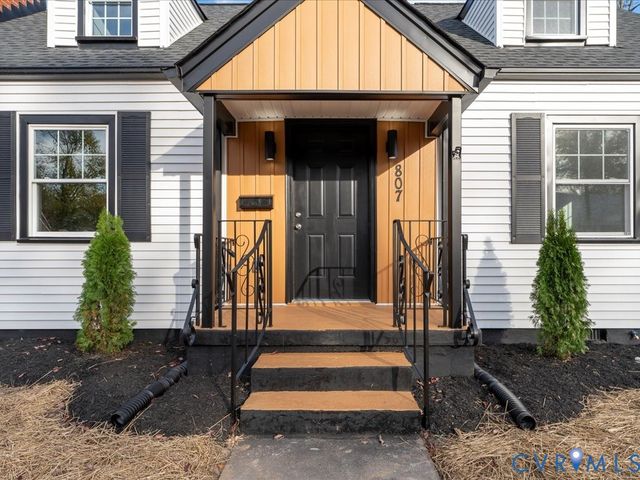 807 Hamilton Ave, Colonial Heights, VA 23834