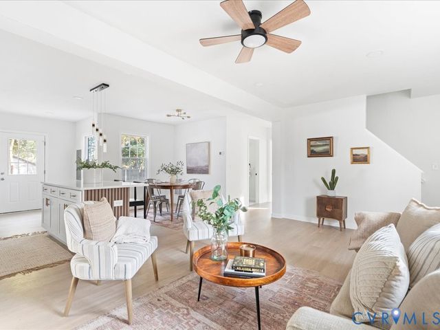 807 Hamilton Ave, Colonial Heights, VA 23834