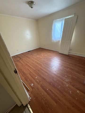 10611 S COTTAGE GROVE Avenue, Chicago, IL 60628