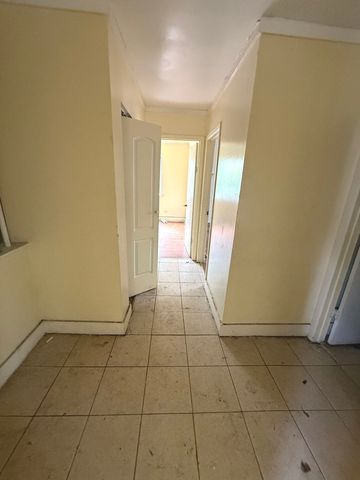 10611 S COTTAGE GROVE Avenue, Chicago, IL 60628