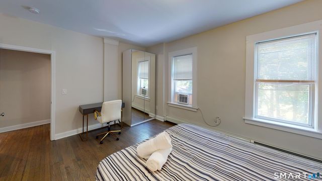 90 Bristol Street, New Haven, CT 06511