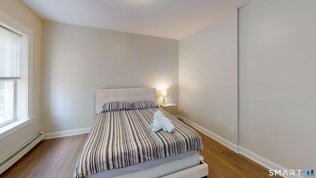 90 Bristol Street, New Haven, CT 06511