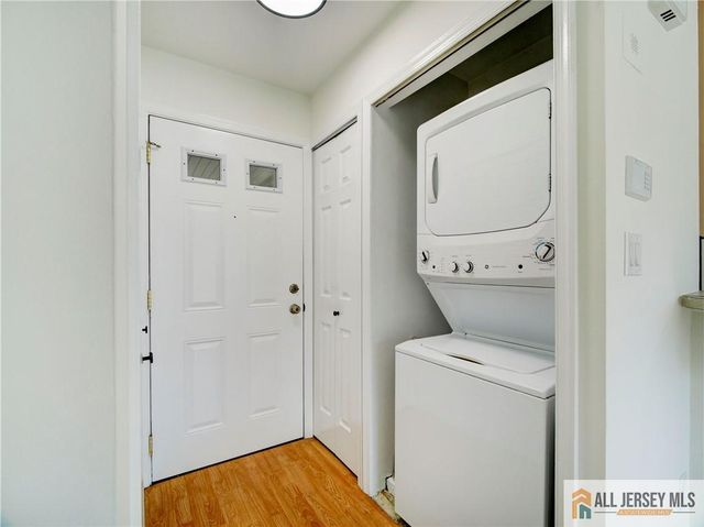 130 Longfield Court 130, East Brunswick, NJ 08816