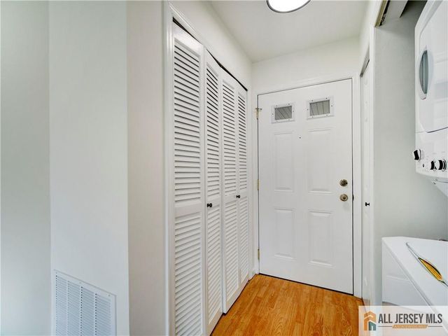 130 Longfield Court 130, East Brunswick, NJ 08816