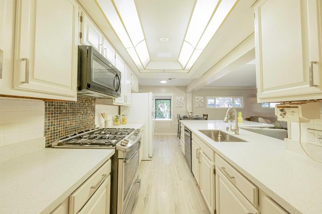 4252 El Cerrito Rd, Concord, CA 94518