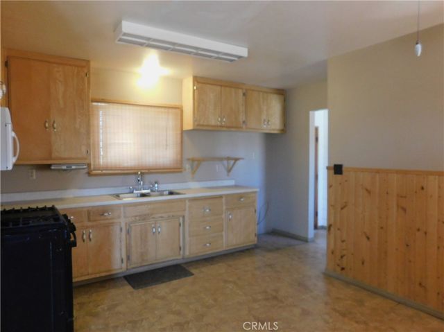 16873 Alexander, Edwards, CA 93523