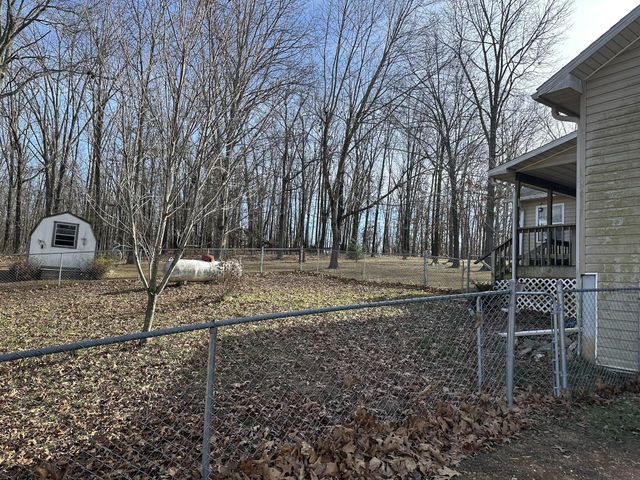 7520 Private Road 8927, West Plains, MO 65775