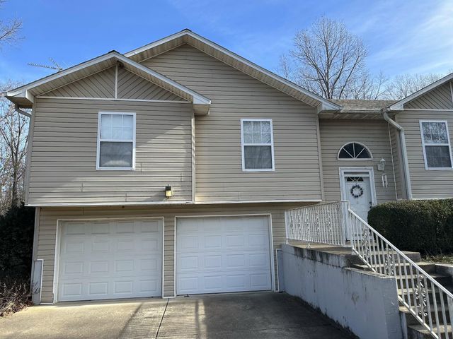 7520 Private Road 8927, West Plains, MO 65775