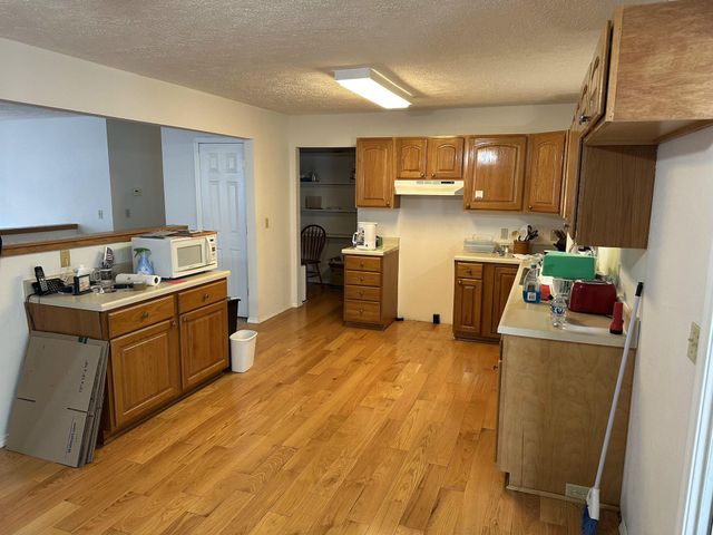 7520 Private Road 8927, West Plains, MO 65775