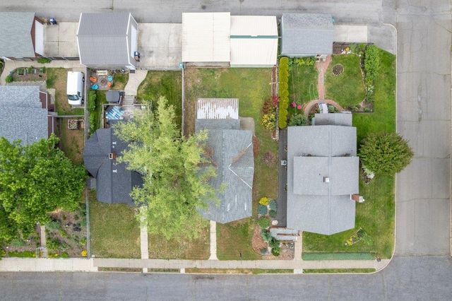 1908 W Montgomery Ave, Spokane, WA 99205