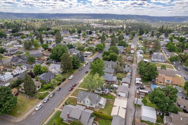1908 W Montgomery Ave, Spokane, WA 99205