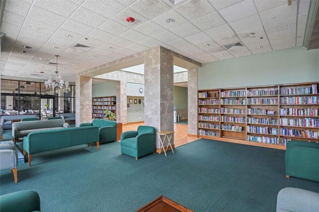 2302 Lucaya Lane L4, Coconut Creek, FL 33066