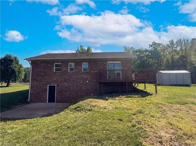 4278 NC Highway 89 E, Walnut Cove, NC 27052